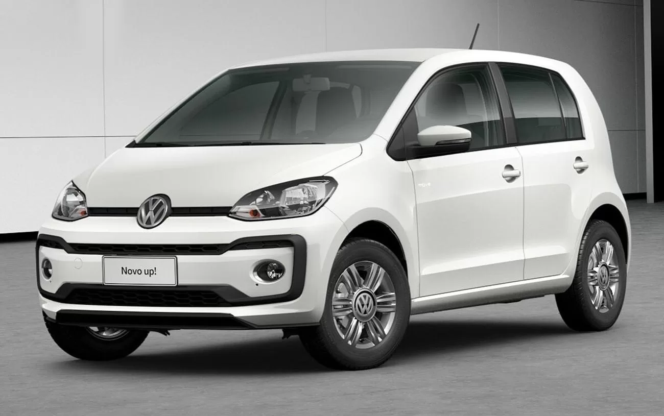 Desempenho: O Volkswagen Up Move 1.0 de 2018 apresenta um motor de 82 cv, proporcionando uma condução ágil e eficiente no trânsito urbano.