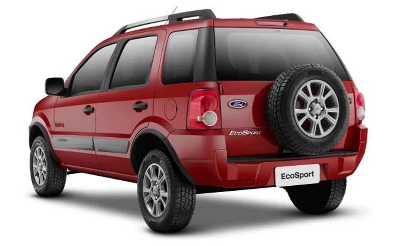 Com até 115 cv no etanol e consumo de 8,8 km/l na cidade, o SUV entrega desempenho justo. Não é um foguete, mas resolve o que promete com simplicidade.