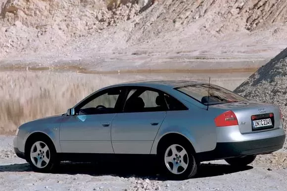 Audi A6 2.8 V6 1997: Preço, Consumo, Desempenho e Ficha Técnica