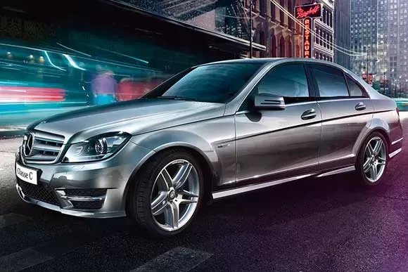 Mercedes-Benz C180  Avantgard 1.6 Turbo  2017: Preço, Consumo, Desempenho e Ficha Técnica