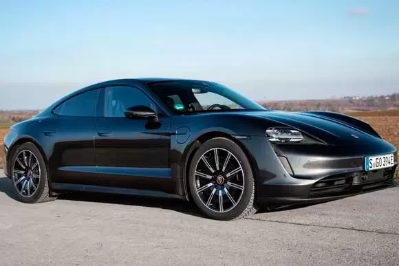 Porsche Taycan Elétrico 2021: Preço, Consumo, Desempenho e Ficha Técnica
